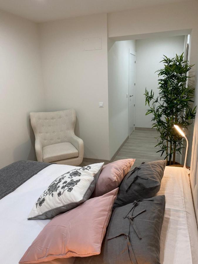 Puntos Cardinales Apartment Corrales De Buelna Екстериор снимка